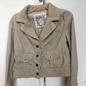 Fun and loved corduroy jacket! 🧥